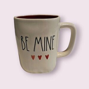 Rae Dunn Collector Valentine's Day "Be Mine" Coffee Cup Mug White Red